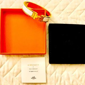 Like New - Hermes Clic H Bracelet - Gold & White
